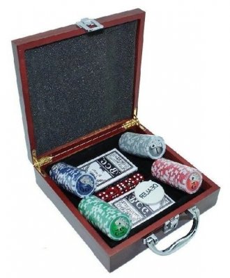 Набор для покера Luxury Gift деревянном кейсе (100 фишек с номиналом)
